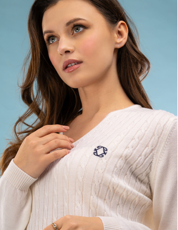 SOFT KNIT Sweter Karoline z dekoltem V i warkoczowym wzorem | swetry.com.pl 2